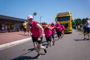 Zugmaschinen ziehen bei den Lowlandgames 2026 in Werlte