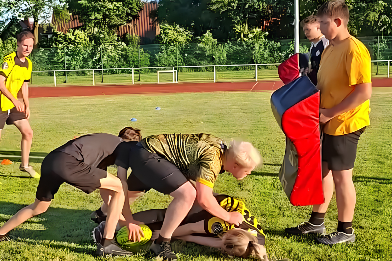 Rugbytraining in Werlte mit Tackle- und Bodenübung